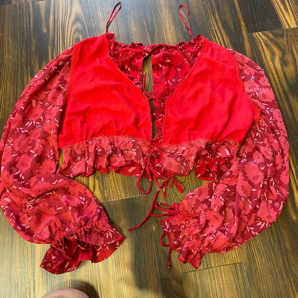 LUSH Cropped Long Sleeve Tie Front Open Back Red Floral Lined Top Size XL - Picture 6 of 15
